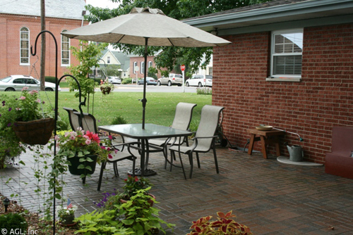 paver patio with umbrella