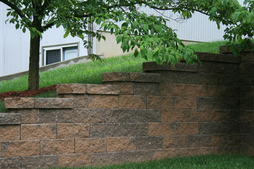 Versa-lok sandstone retaining wall with caps